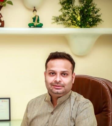 Dr. Rounak Singhai, Chest & Allergy Multi Speciality Clinic